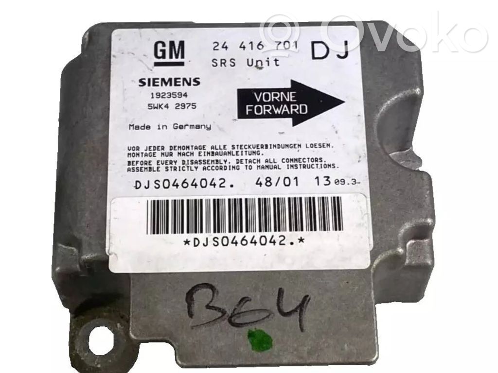 Opel Vectra B Airbag control unit/module 