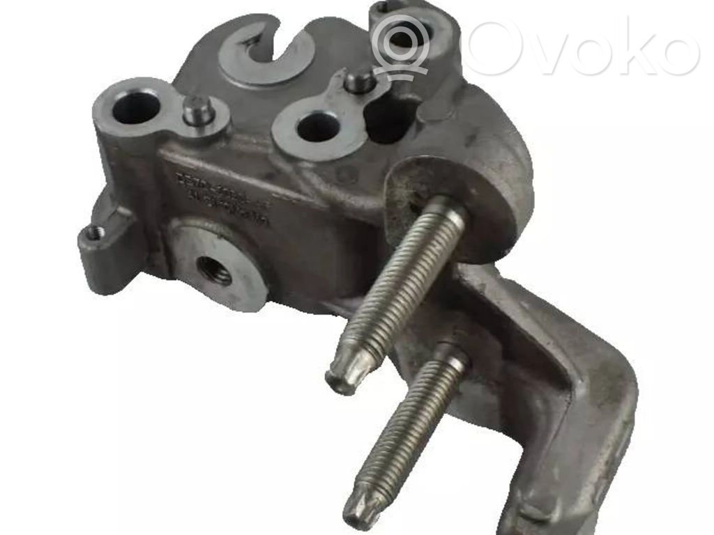 Ford Kuga II Gearbox mounting bracket 