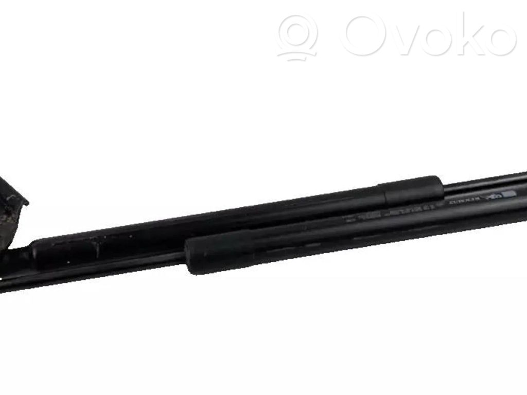 Renault Clio IV Tailgate/trunk strut/damper 