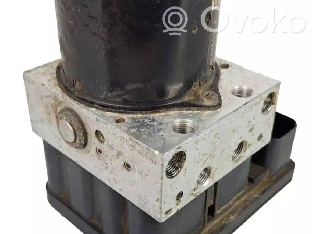 Volkswagen Golf IV ABS Pump 