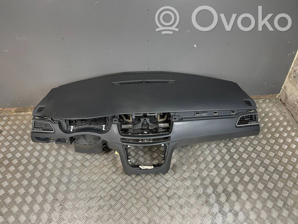 Peugeot 508 Panelis 