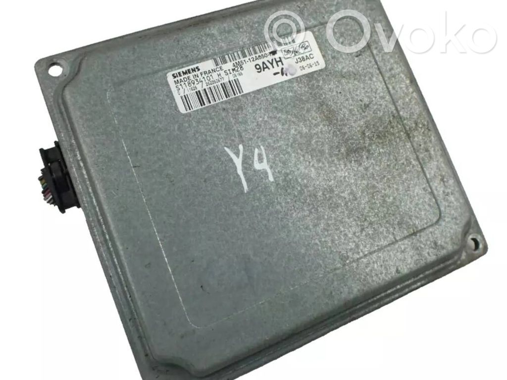 Ford Focus Engine control unit/module 