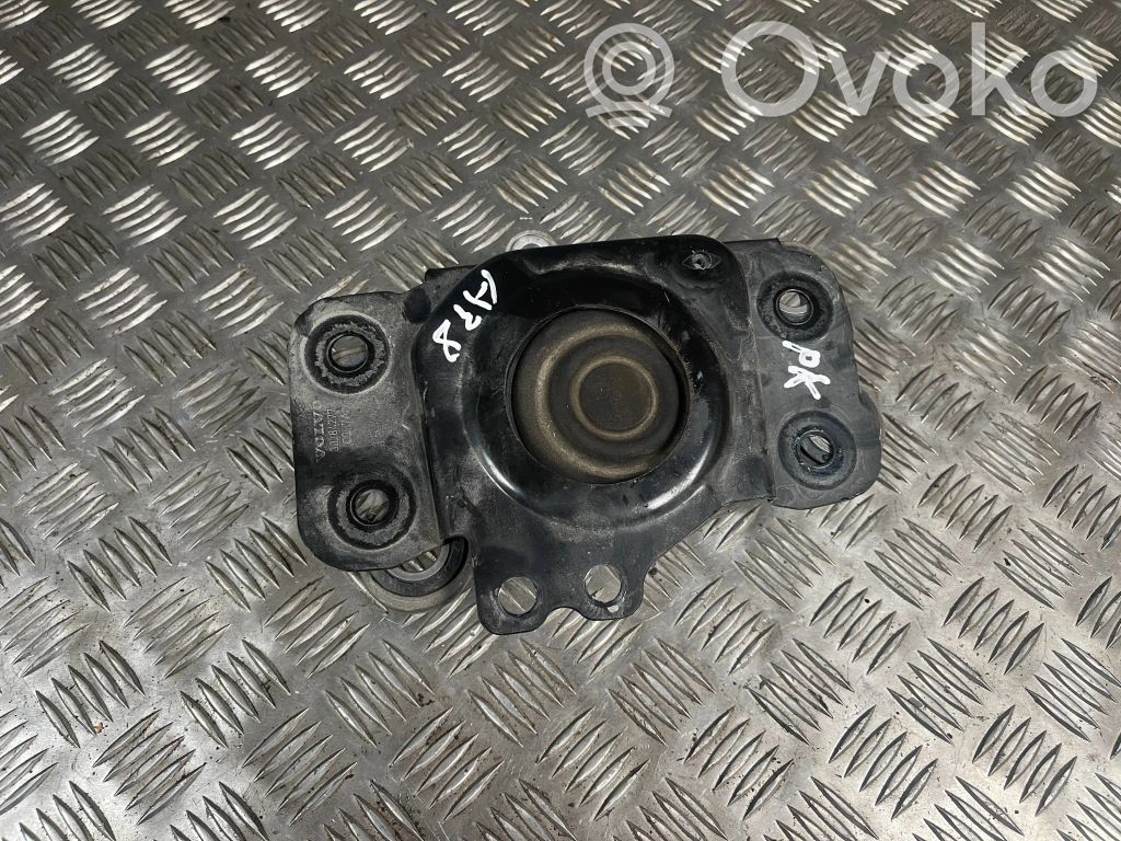 Engine mount bracket   30784277