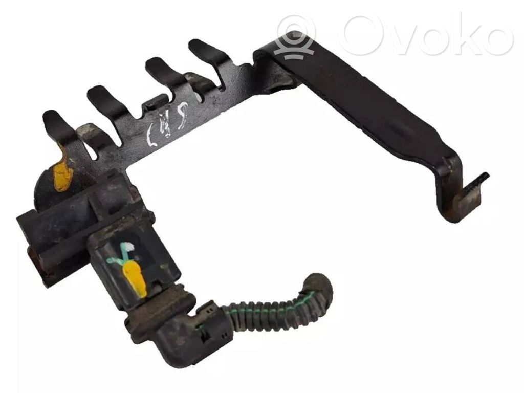 Peugeot 308 Other engine bay part 