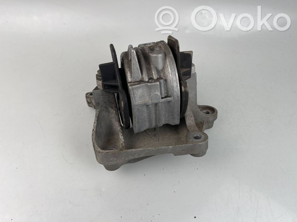 Citroen C5 Engine mount bracket 