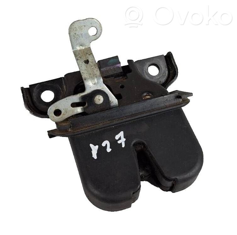 Audi A3 S3 8L Tailgate/trunk/boot lock/catch/latch 