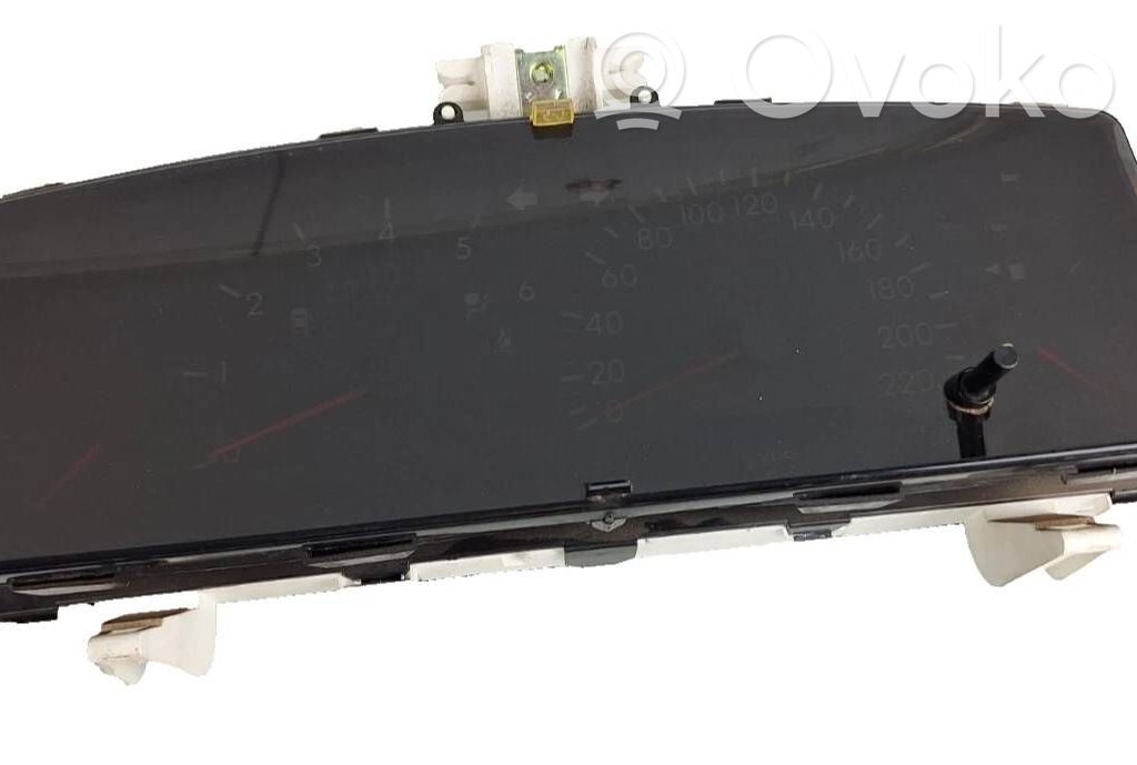 Toyota Corolla Verso E121 Speedometer (instrument cluster) 