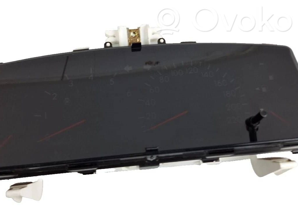 Toyota Avensis T250 Speedometer (instrument cluster) 
