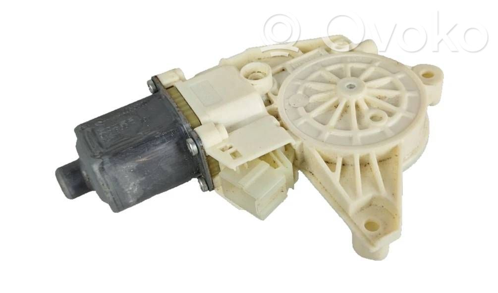 Mercedes-Benz GLA W156 X156 Silnik regulatora szyby drzwi przednich 