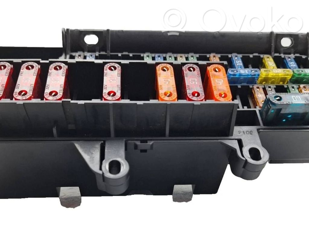 BMW 7 E65 E66 Fuse module 
