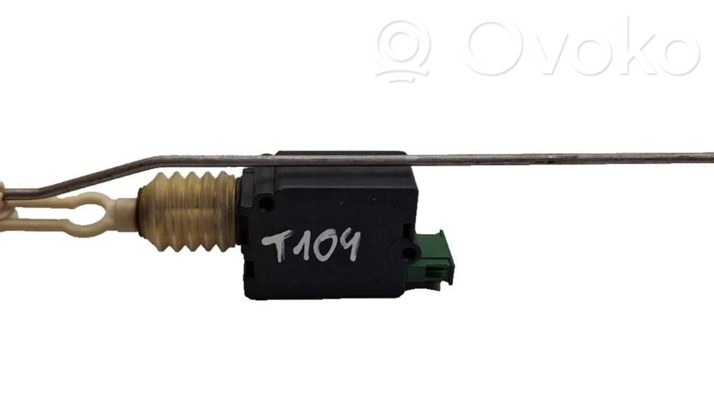 Audi A4 S4 B6 8E 8H Central locking motor 
