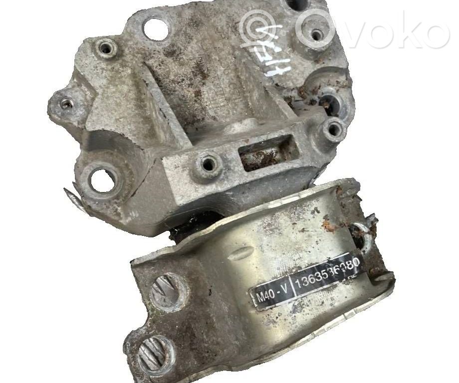 Fiat Ducato Engine mount bracket 