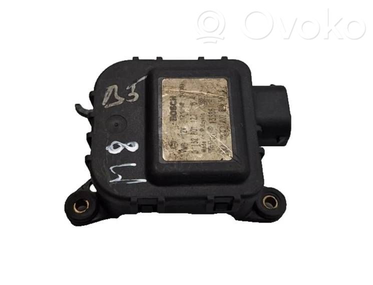 Audi A4 S4 B6 8E 8H Stellmotor Heizung Klima 