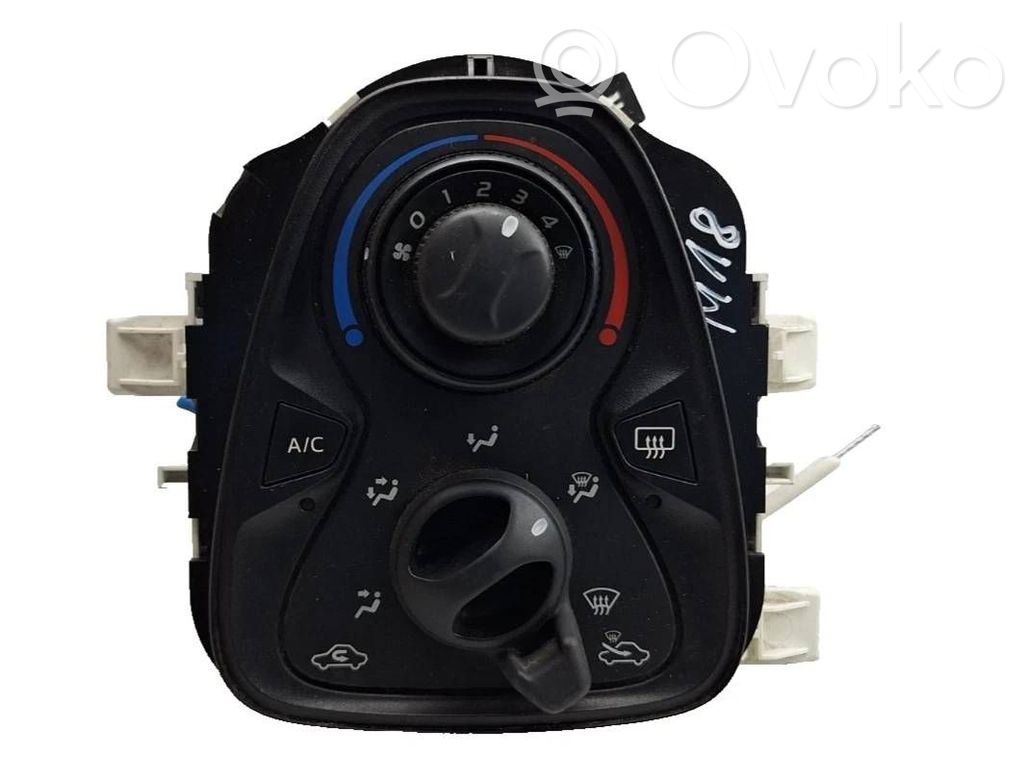 Toyota Aygo AB10 Climate control unit 