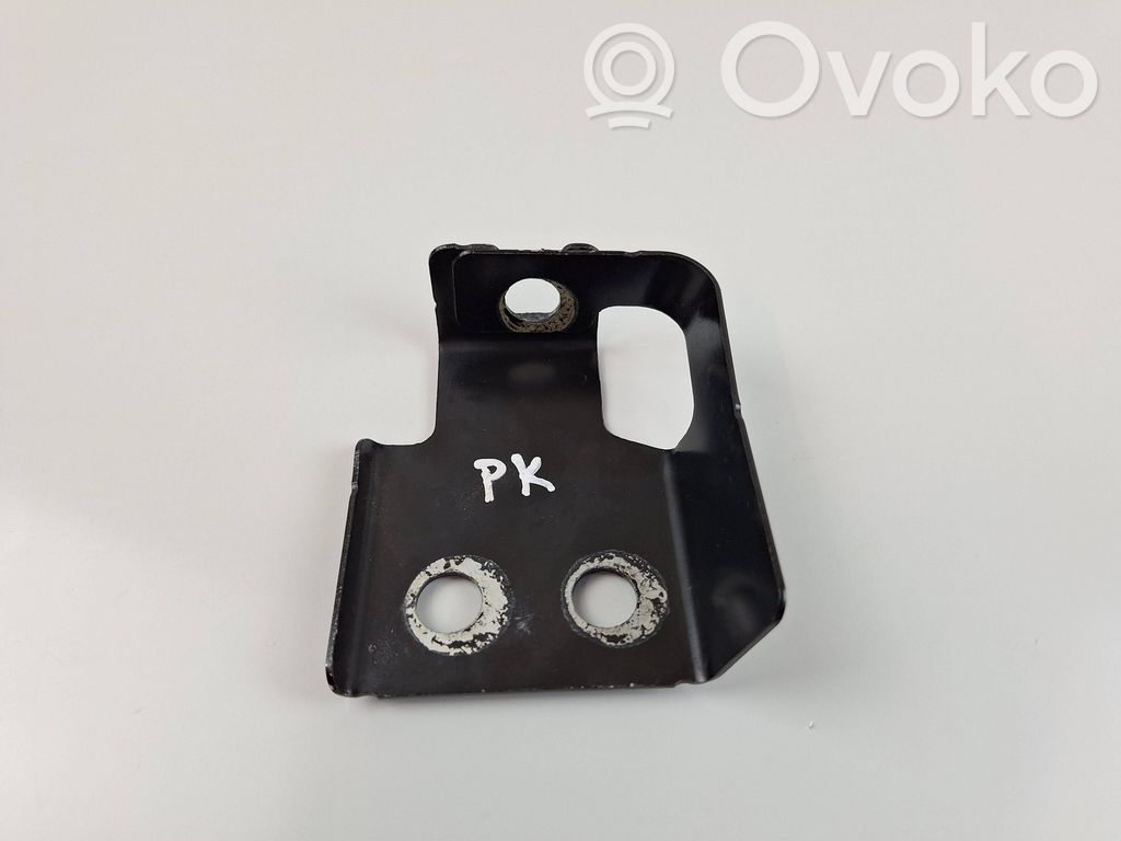 Uchwyt / Mocowanie błotnika przedniego   HK8316151AB,HK8316151AB