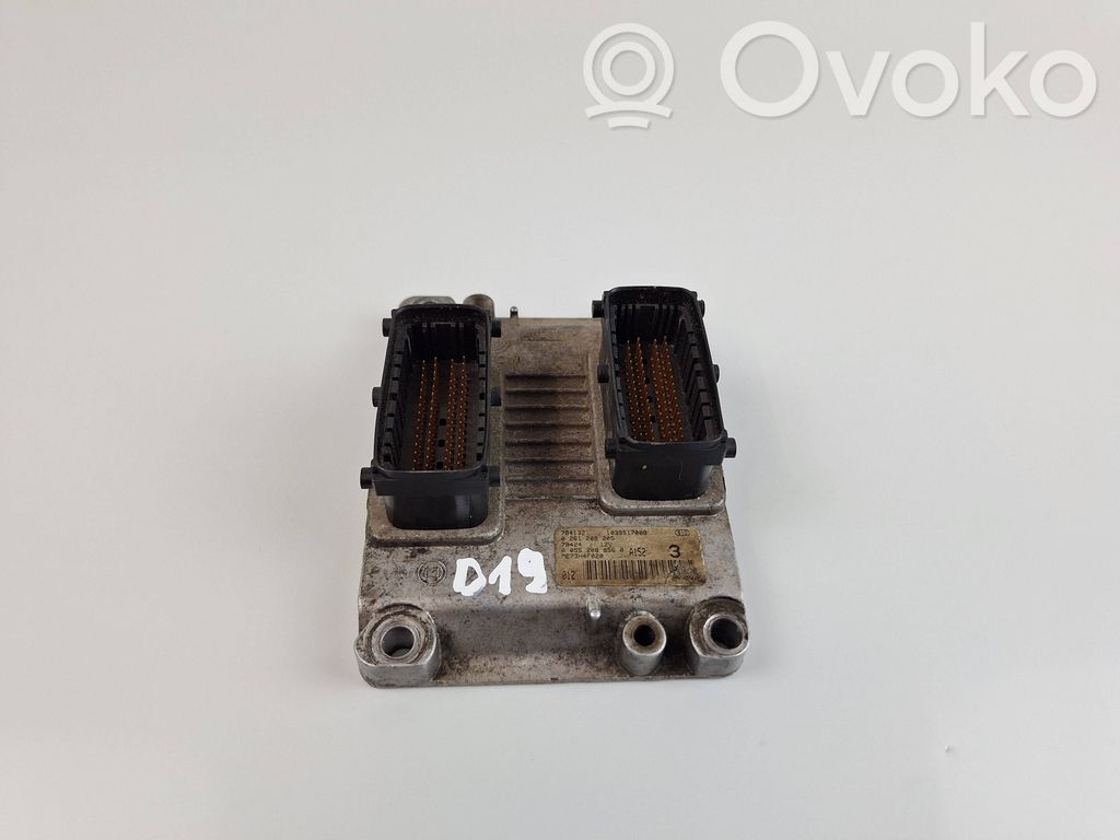 Sterownik / Moduł ECU   0261208205,ME73H4F020,784132,1039S17008
