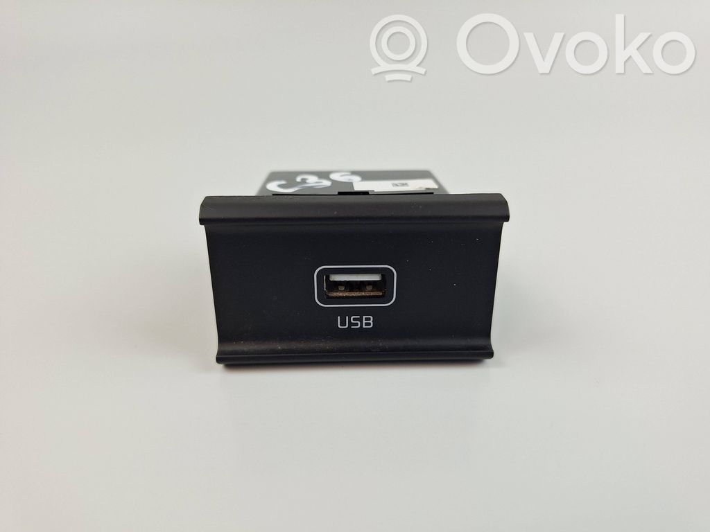 KIA Sportage Enchufe conector USB 