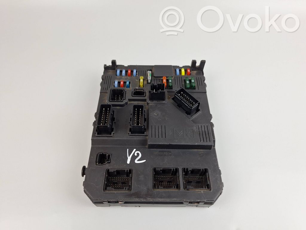 Peugeot 206 Fuse module 