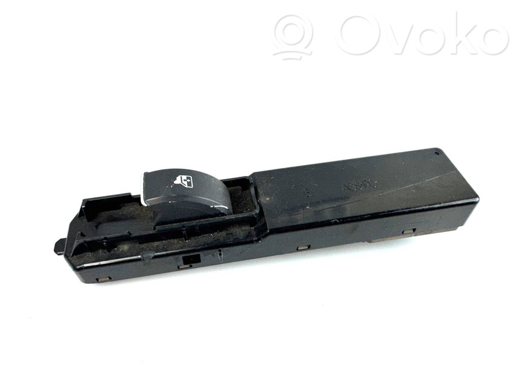 Electric window control switch   12772016,12772000,12772017