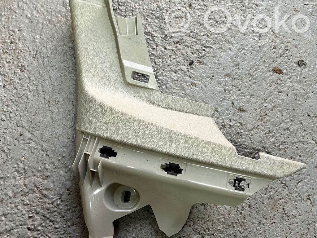 Otros repuestos del interior   31479178,31479177
