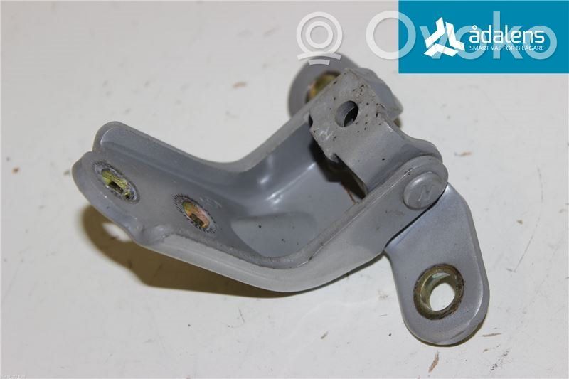 Front door upper hinge   793203K000
