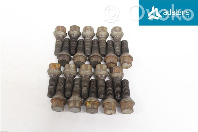 Volvo S80 Tuercas/tornillos 