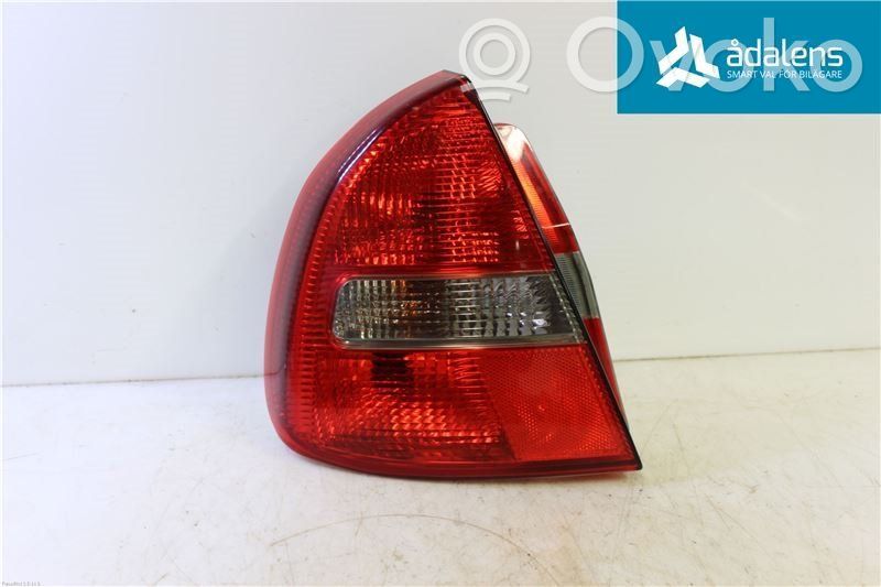 Mitsubishi Carisma Takavalot 