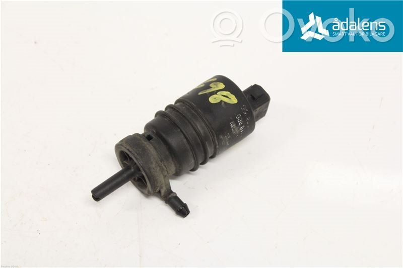 Saab 9-5 Windscreen/windshield washer pump 