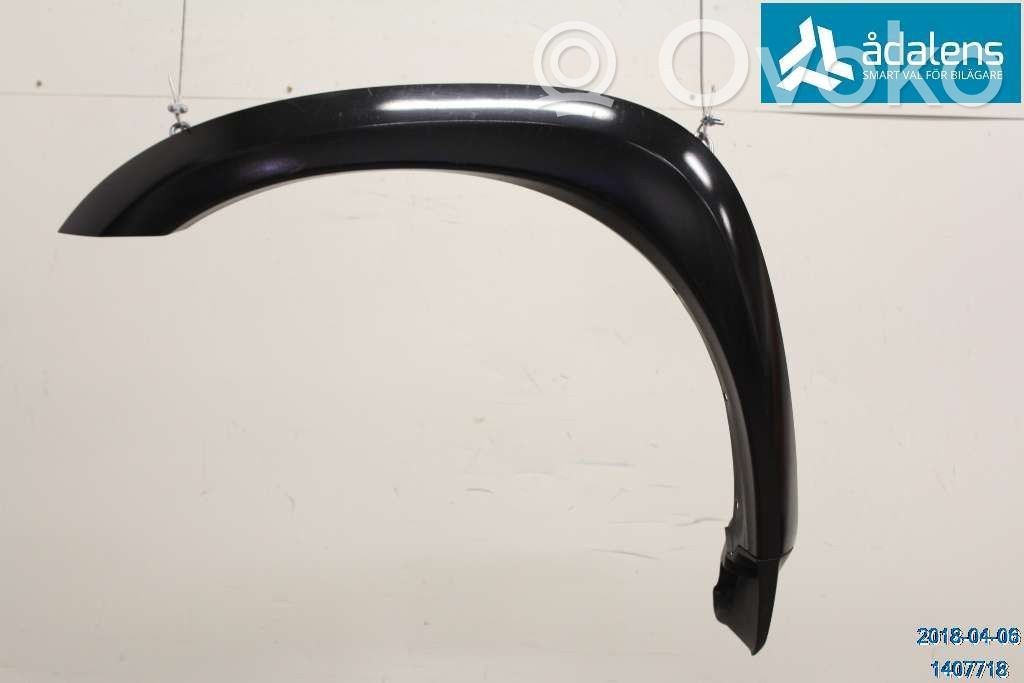 Isuzu D-Max Front arch trim 