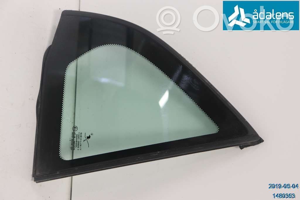 Saab 9-3 Ver2 Ventanilla de ventilación de la puerta trasera 