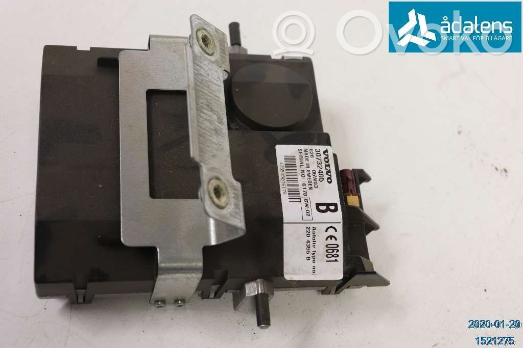 Teléfono   30775509,30732405