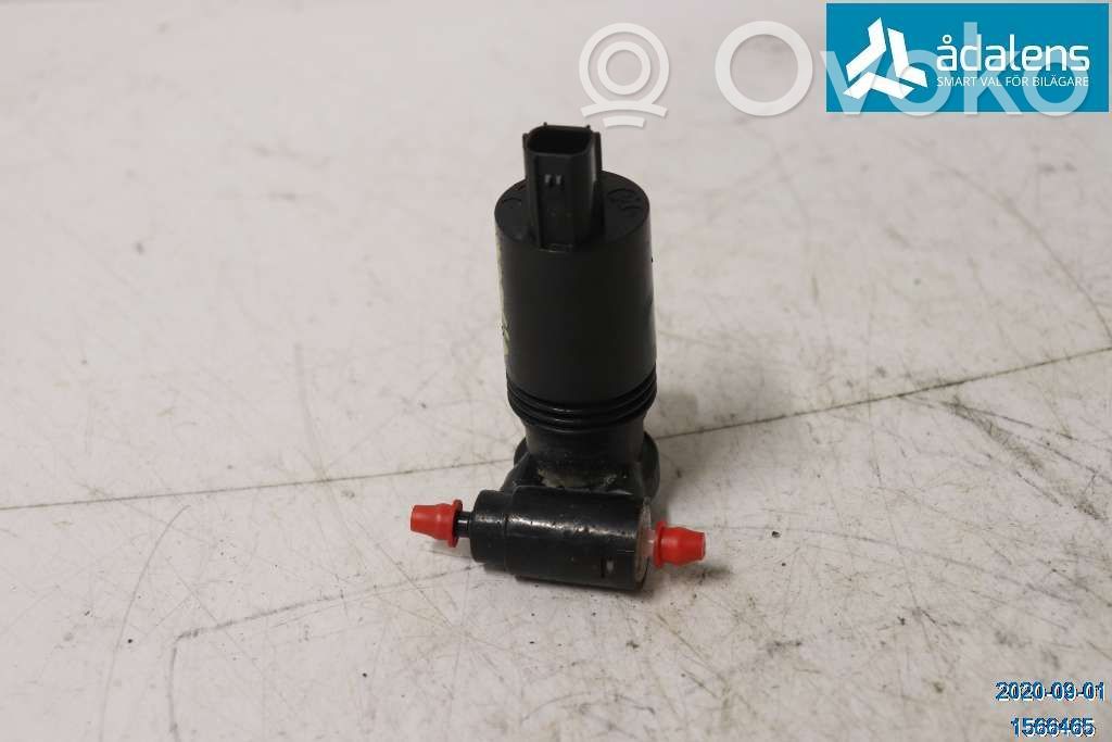Volvo XC60 Windscreen/windshield washer pump 