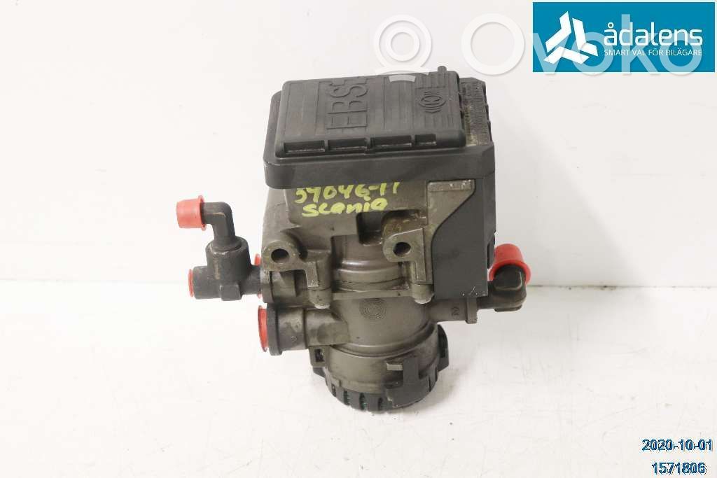Volvo S90, V90 Scheinwerfer 