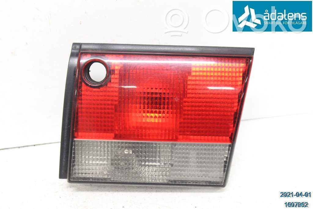 Saab 900 Tailgate rear/tail lights 