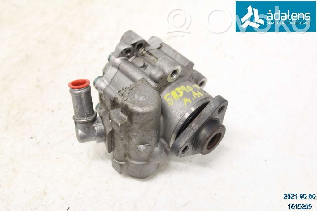 Audi A6 S6 C5 4B Ohjaustehostimen pumppu 