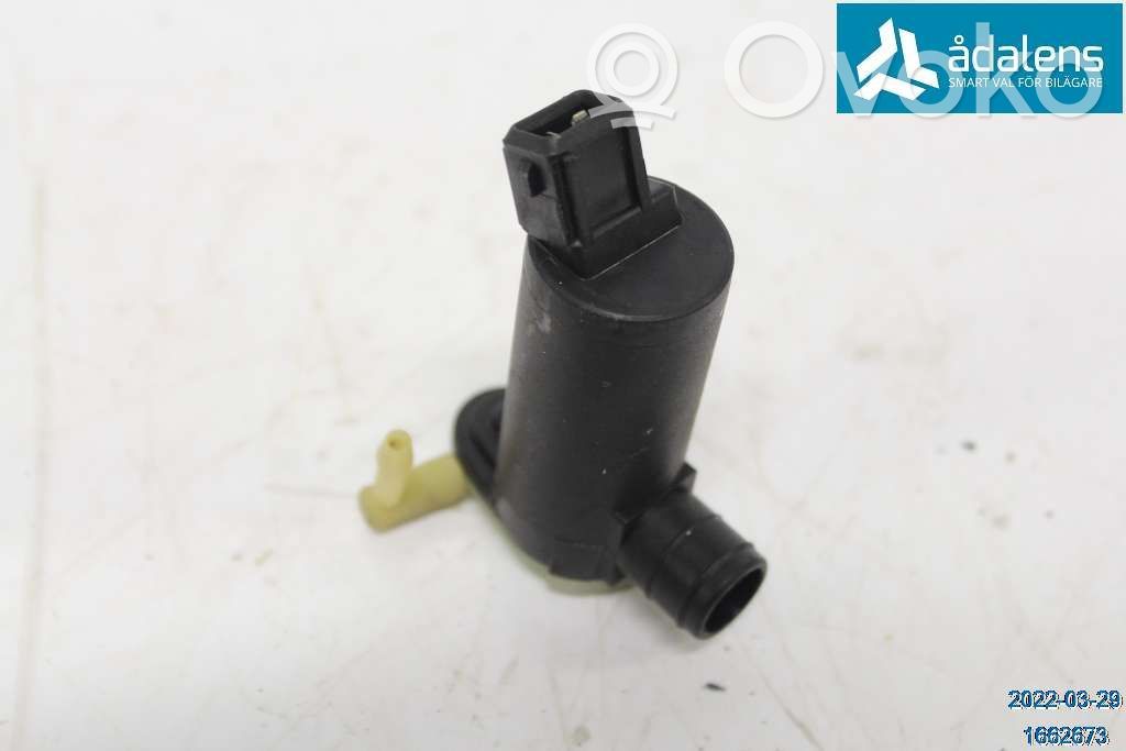Ford Fusion Windscreen/windshield washer pump 