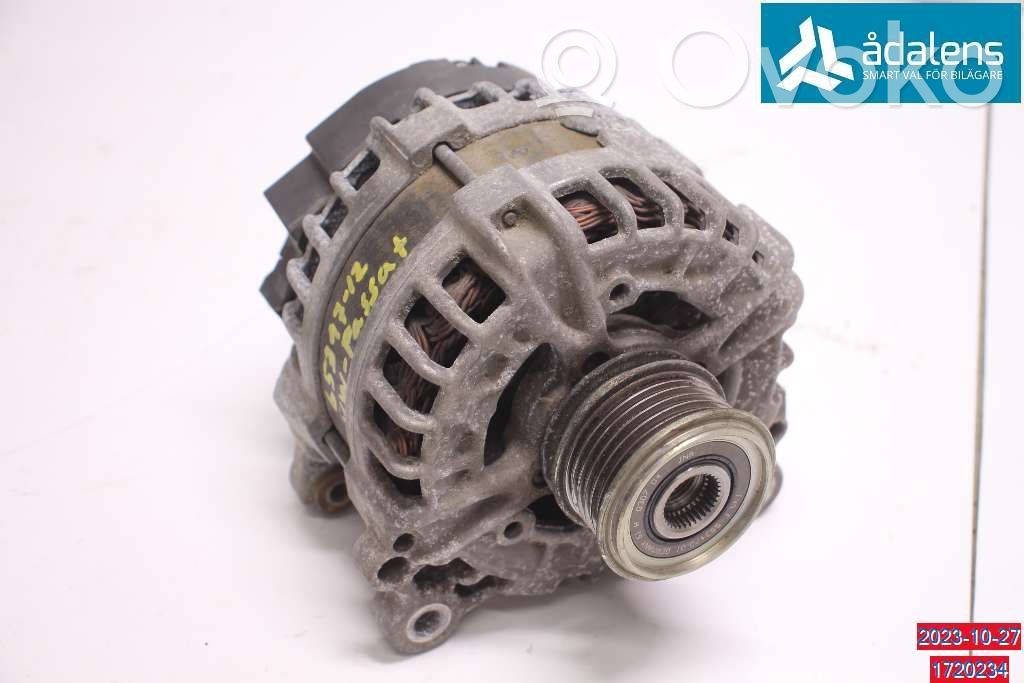 Volkswagen PASSAT B7 Alternator 