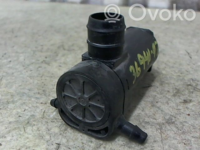 Saab 900 Windscreen/windshield washer pump 