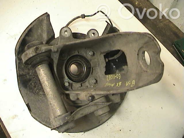 Front wheel hub