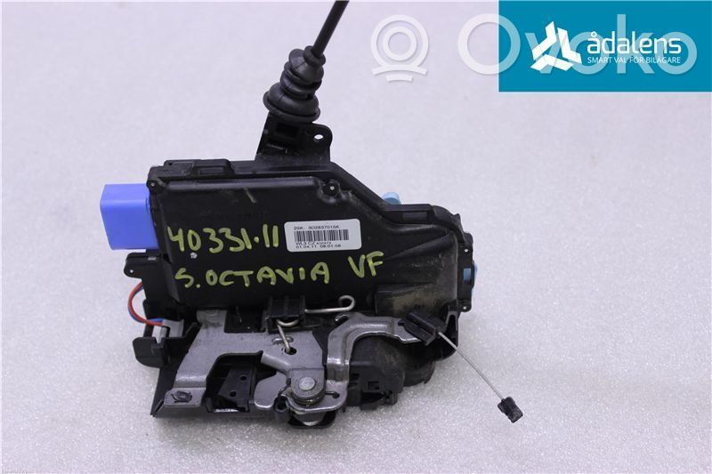 Skoda Octavia Mk2 (1Z) Motor de bloqueo de puertas 