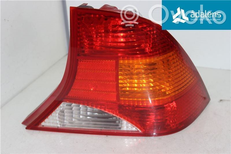 Ford Focus Aizmugurējais lukturis virsbūvē 