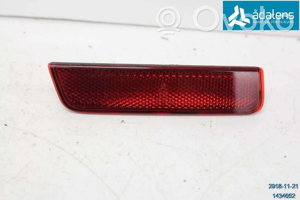 Reflector de faros/luces traseros   62130501,265654344R