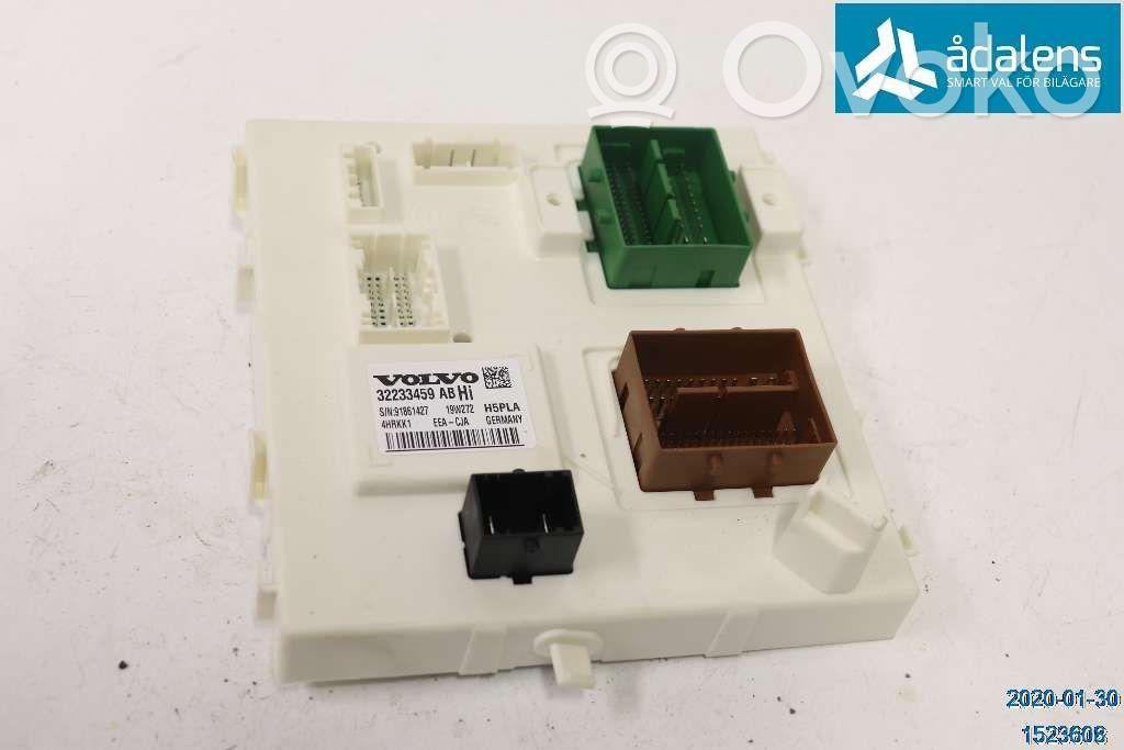 Volvo V60 Fuse module 