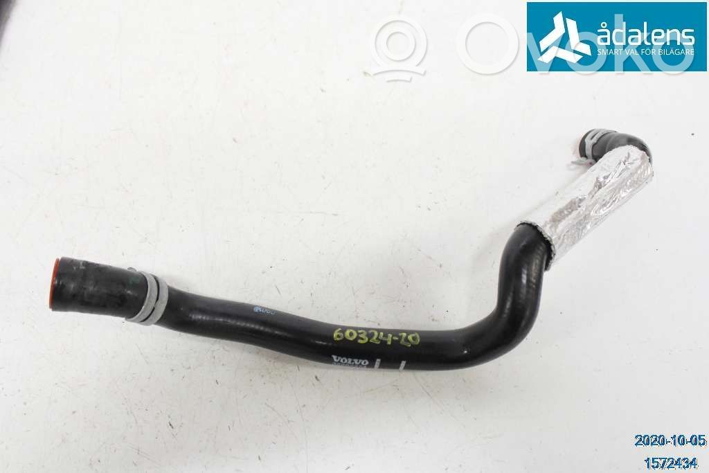 Volvo V60 Conductă/furtun lichid de răcire motor 