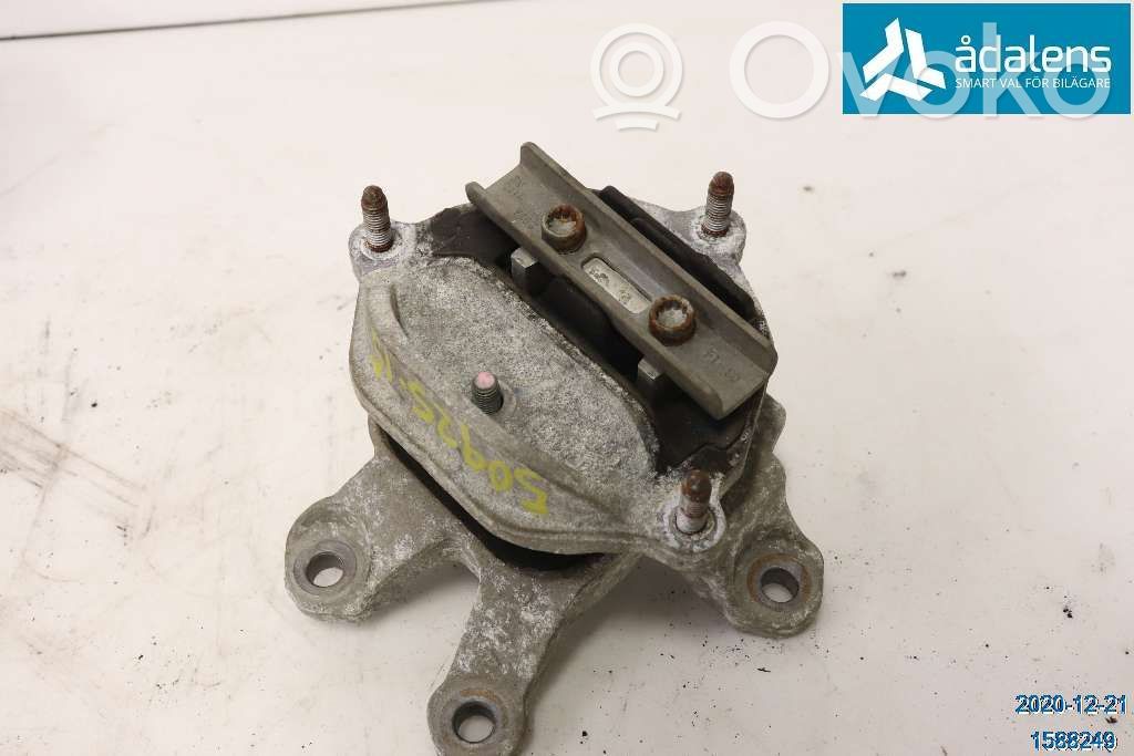 Audi Q5 SQ5 8R Gearbox mount 
