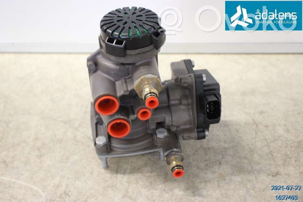 Volvo S90, V90 Scheinwerfer 