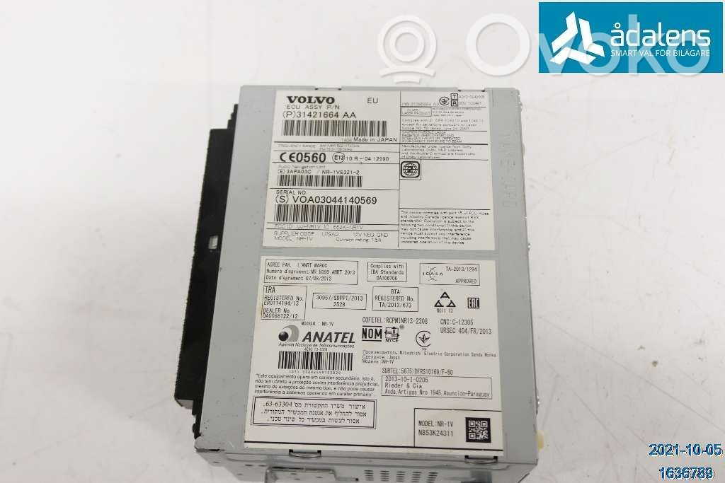 Volvo V70 Radio/CD/DVD/GPS head unit 