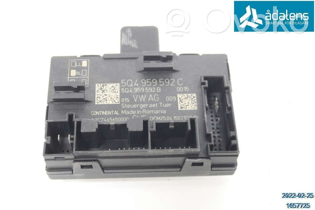 Unidad de control/módulo de la puerta   5Q4959593C