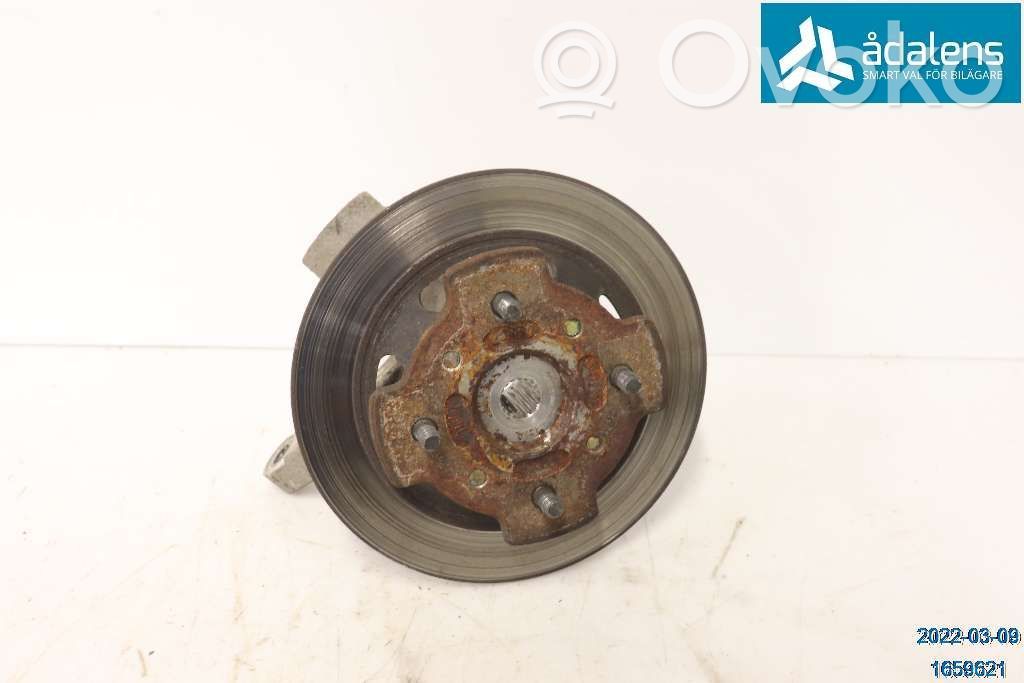 Front wheel hub spindle knuckle