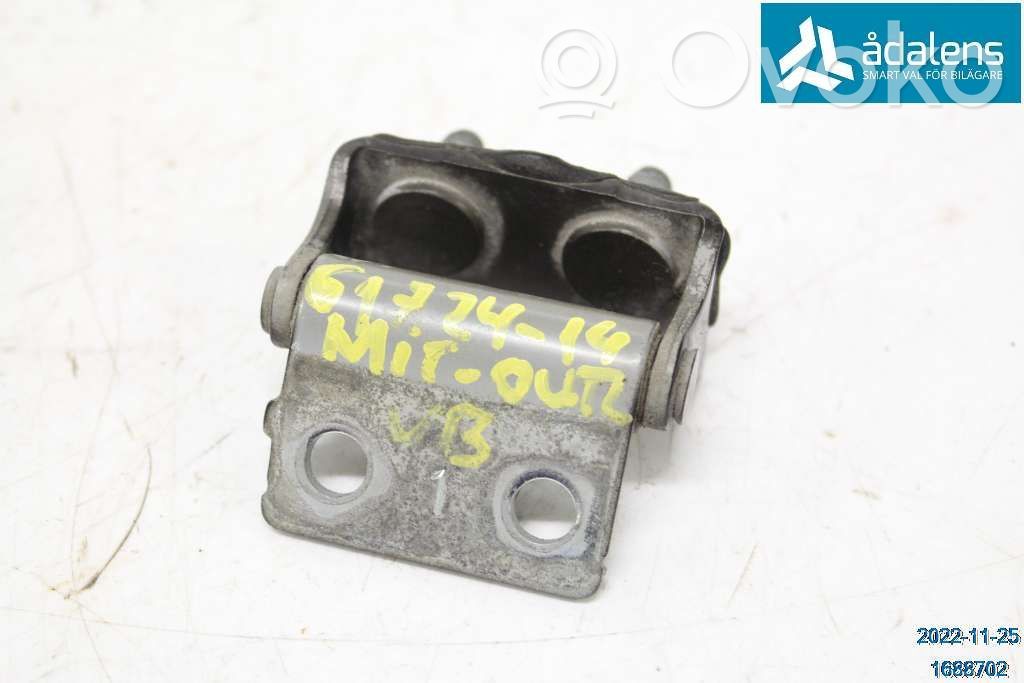 Mitsubishi Outlander Tailgate/trunk/boot hinge 